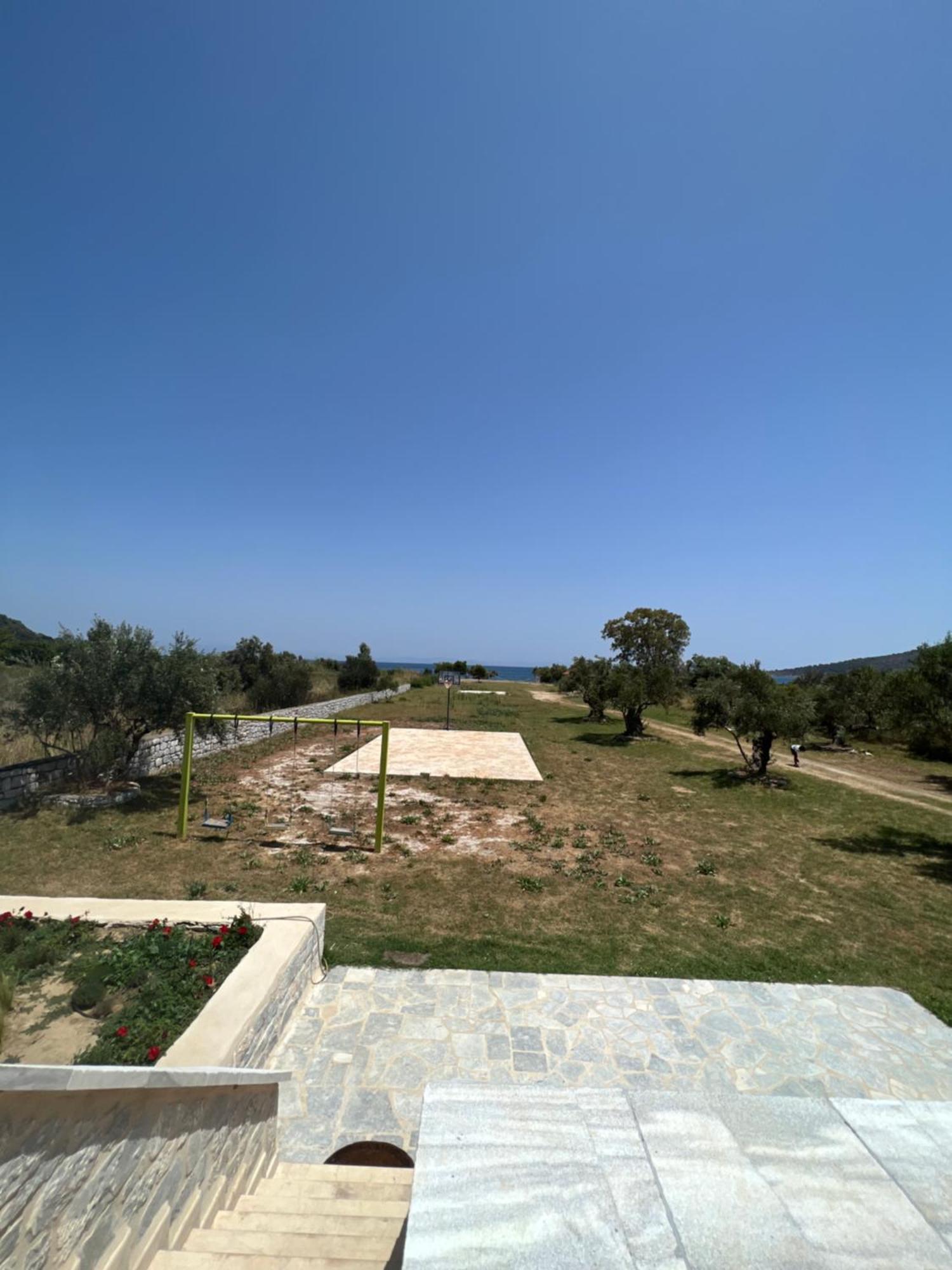 Mani Kamares Beach Estate Githio Exterior foto